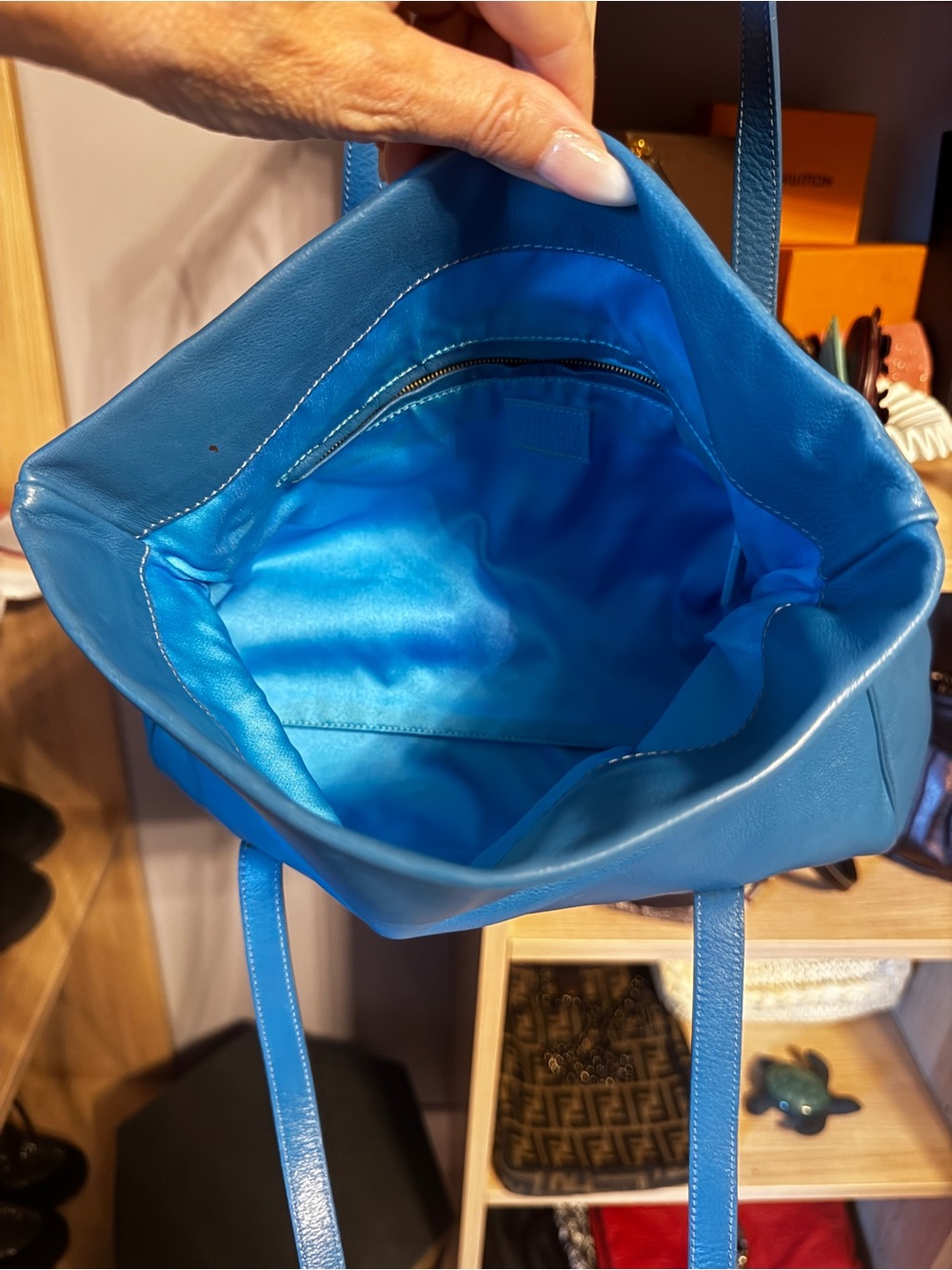 RARE Vintage Gianni Versace Blue Leather Greca Jewel Shoulder Bag – 1990 - Picture 9 of 12